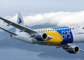 Embraer descarta demissões no Brasil e negocia tarifa zero nos EUA