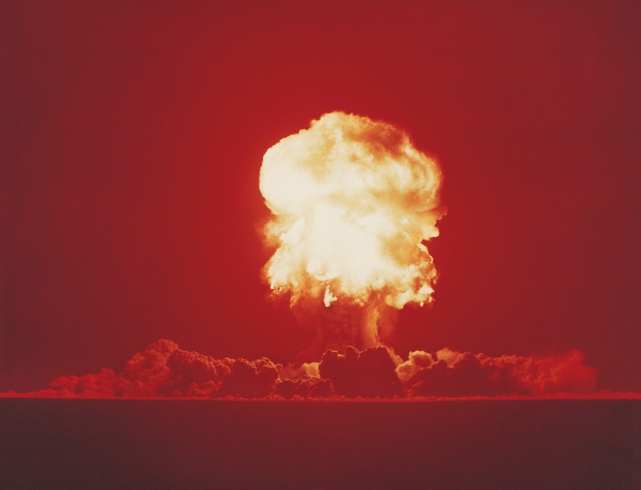 explosao-de-bomba-nuclear.jpg