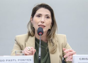 Especialistas criticam projeto de lei e defendem modelo flexível de regulação para inteligência artificial – Notícias