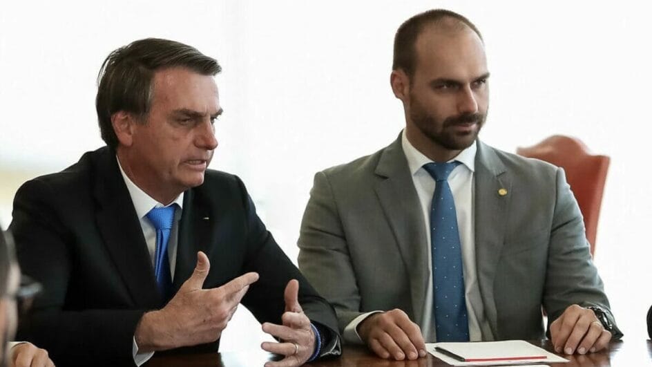 jair-bolsonaro-eduardo.jpg