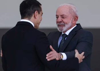 Relações com países sul-americanos são prioridades, diz Lula a Noboa