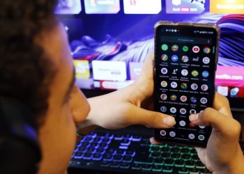 Especialistas alertam que crianças não podem ser “produto” das redes