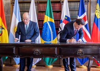 Mercosul assina acordo de livre comércio com quatro países europeus