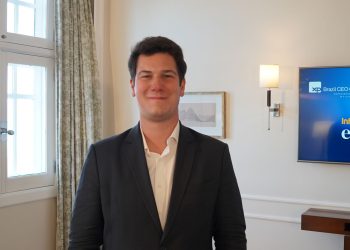 CEO da Caixa Seguridade “gasta sola” para atrair investidores internacionais