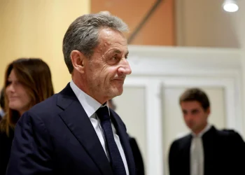 Sarkozy terá data de prisão definida nesta segunda; saiba motivo