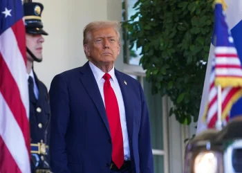 EUA têm dia de protestos contra Trump com atos previstos em mais de 2.600 cidades