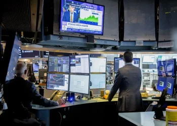 Dólar cai, Ibovespa reage e Bitcoin tenta se firmar; o que esperar?