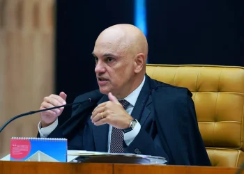 Moraes cobra Castro a prestar informações sobre operação que deixou 119 mortos no Rio