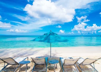 Vai marcar as férias de 2026? Veja como usar 9 feriadões para esticar o descanso