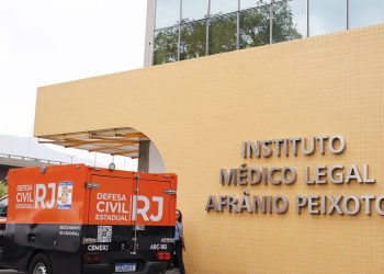 Famílias de mortos em operação no Rio reclamam de falta de informação