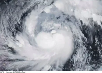 Supertufão atinge Filipinas e força evacuação de mais de um milhão de pessoas