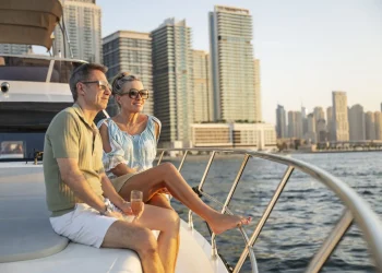 Geração Z quer se aposentar na casa dos 50 anos, mas será possível?