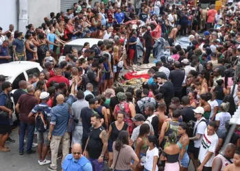 57% dos moradores consideram a megaoperação no Rio um sucesso