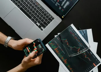 saiba como aproveitar o momento para investir em ações