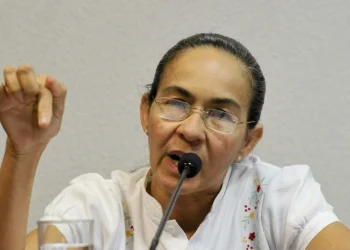 PT ‘sempre busca’ hegemonia na esquerda, critica Heloísa Helena