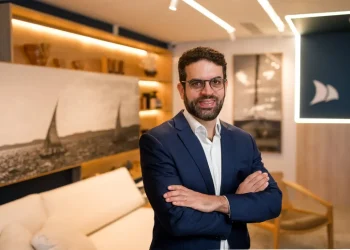 Ouro alcança máximas históricas e reacende debate sobre oportunidades de investimento