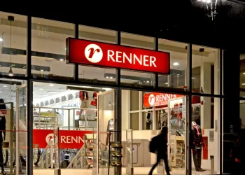 novo plano foca em crescimento e retorno ao acionista; o que o mercado achou?