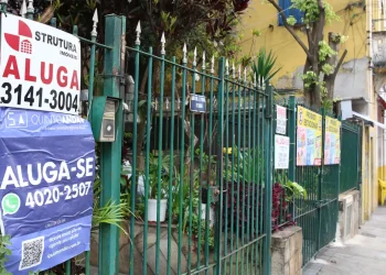 Juros altos e crédito restrito levam a aumento dos alugueis em 2025