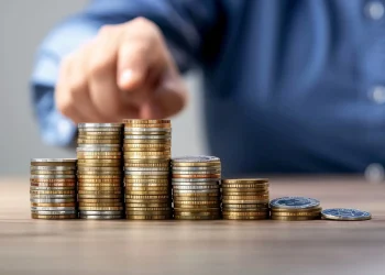 FIIs entregam até 22% de dividendos em 2025; veja ranking e simulação de retorno