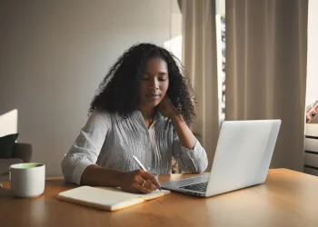 10 prompts de IA para estudar melhor e aumentar a produtividade