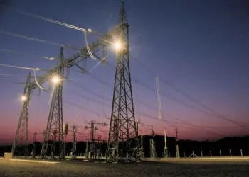 Goldman revisa elétricas e inicia cobertura de Copel com compra; veja preferências