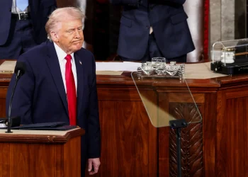 Trump usa discurso para repetir alegações falsas sobre fraude nas próximas eleições