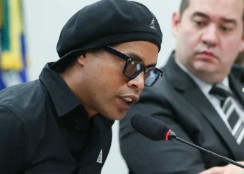 CRI com imóveis do Ronaldinho Gaúcho sem autorização alerta para riscos da aplicação