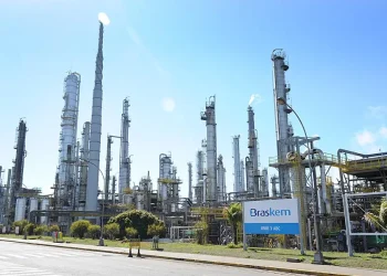 JPMorgan segue vendo desafios e tem visão neutra para as ações