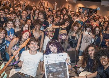 Com dificuldades no mercado da música, jovens lançam selo independente