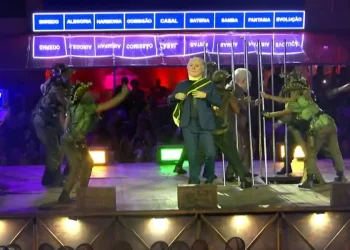 Imprensa internacional vê risco legal em desfile que homenageou Lula no Rio