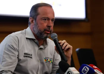 Governo realiza 1º leilão de potência para reforçar segurança do sistema elétrico