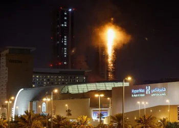 drones de US$ 20 mil contra mísseis de US$ 4 milhões