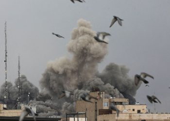 Irã resiste a ataques e desafia Estados Unidos em nova fase da guerra