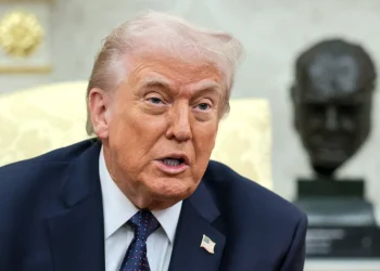 Trump envia 2 mil paraquedistas ao Oriente Médio em “estratégia militar adicional”