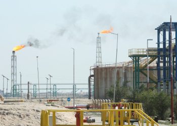 Pressão econômica da resistência do Irã força novo recuo dos EUA