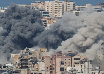 Israel ataca centro de Beirute em expansão da guerra