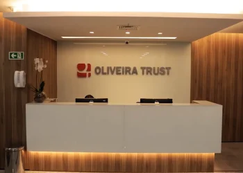 crédito privado vira refúgio e Oliveira Trust bate recorde 