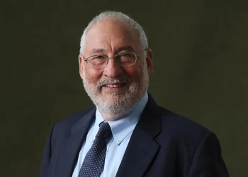 Nobel diz que IA coleta dados que são ‘lixo’ e ameaça toda a informação do mundo