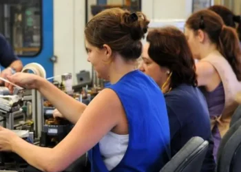 Desemprego sinaliza acomodação, mas em nível historicamente baixo, dizem economistas