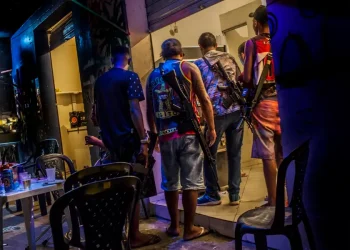 EUA podem rotular facções do Brasil como terroristas após pressão dos Bolsonaro