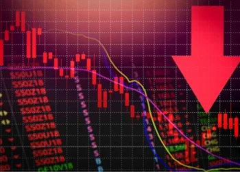 Ibovespa fecha abaixo de 178 mil pontos sem alívio em preocupações com guerra no Irã