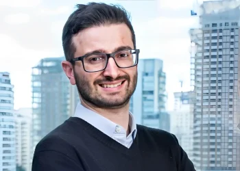 Caio Scotte fica em 3º lugar no prêmio Top Traders InfoMoney