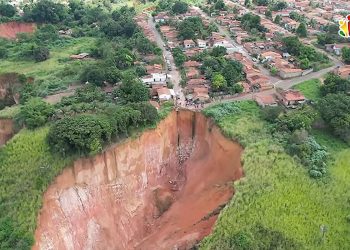Voçorocas ameaçam Buriticupu e especialista alerta para risco urbano