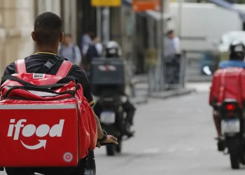 Apesar de impasse, relator mantém piso de R$ 8,50 para entregadores de app em projeto