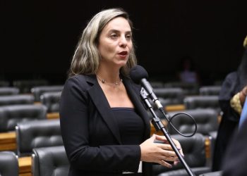 Câmara aprova uso imediato de tornozeleira eletrônica por agressor de mulher que permaneça em risco – Notícias