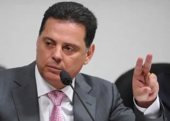 PT tenta se aproximar de Marconi Perillo para diálogo com o agro em GO