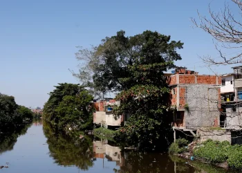 Calor desigual impulsiona monitoramento do clima em favelas do Rio