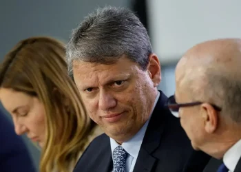Tarcísio rebate Haddad sobre investimento federal em obras paulistas: grande bobagem