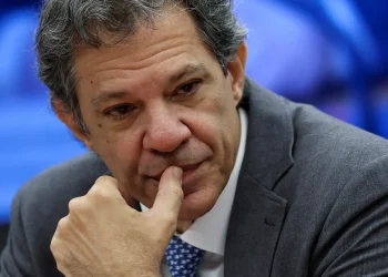 PT busca aliança com o PSDB para fortalecer Haddad na disputa em SP