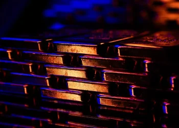 Hedge funds de cripto migram para petróleo e ouro em plataformas 24/7